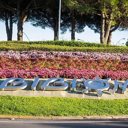 Refurbished One Bedroom Flat With Communal Garden * Bibione